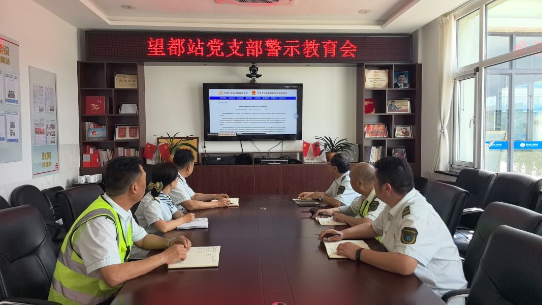 E656E3B8134EC4FCC6FDE360B5C6F8C5.jpg E656E3B8134EC4FCC6FDE360B5C6F8C5.jpg