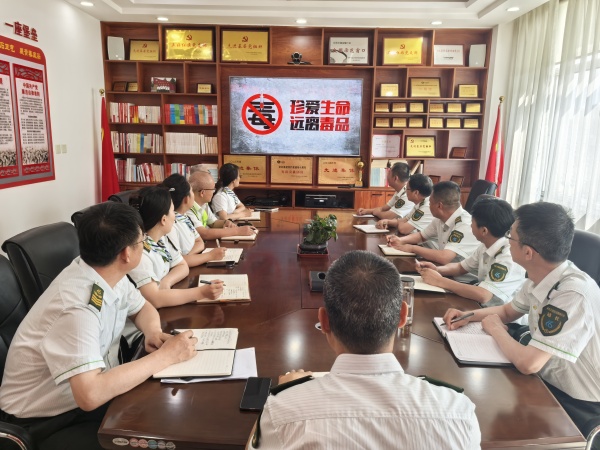 禁毒1_副本.jpg 禁毒1_副本.jpg