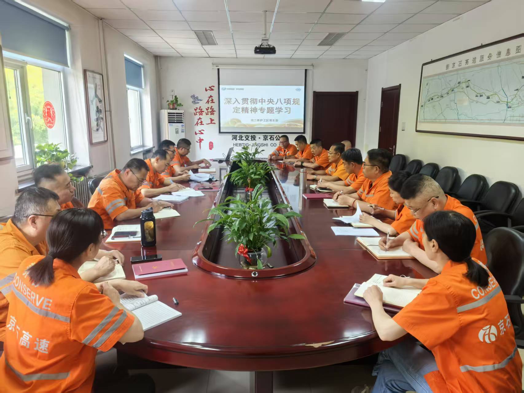 71f05fbf9bdeb419566e9ca81cdd56e.jpg 71f05fbf9bdeb419566e9ca81cdd56e.jpg