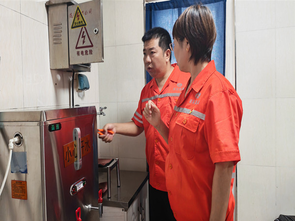 節(jié)前檢查2_副本_副本.jpg 節(jié)前檢查2_副本_副本.jpg